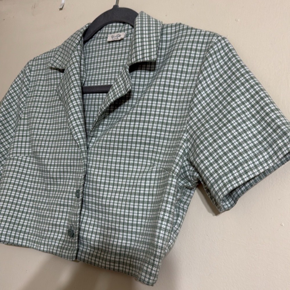 Brandy Melville Vivian Green Plaid Crop Top - Picture 4 of 6